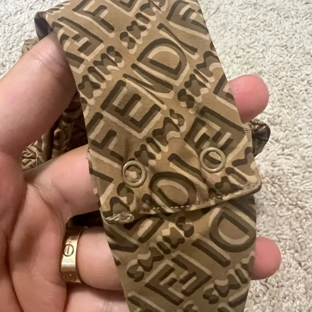 Fendi X Skims body suit in nude USA small - Picture 9 of 12